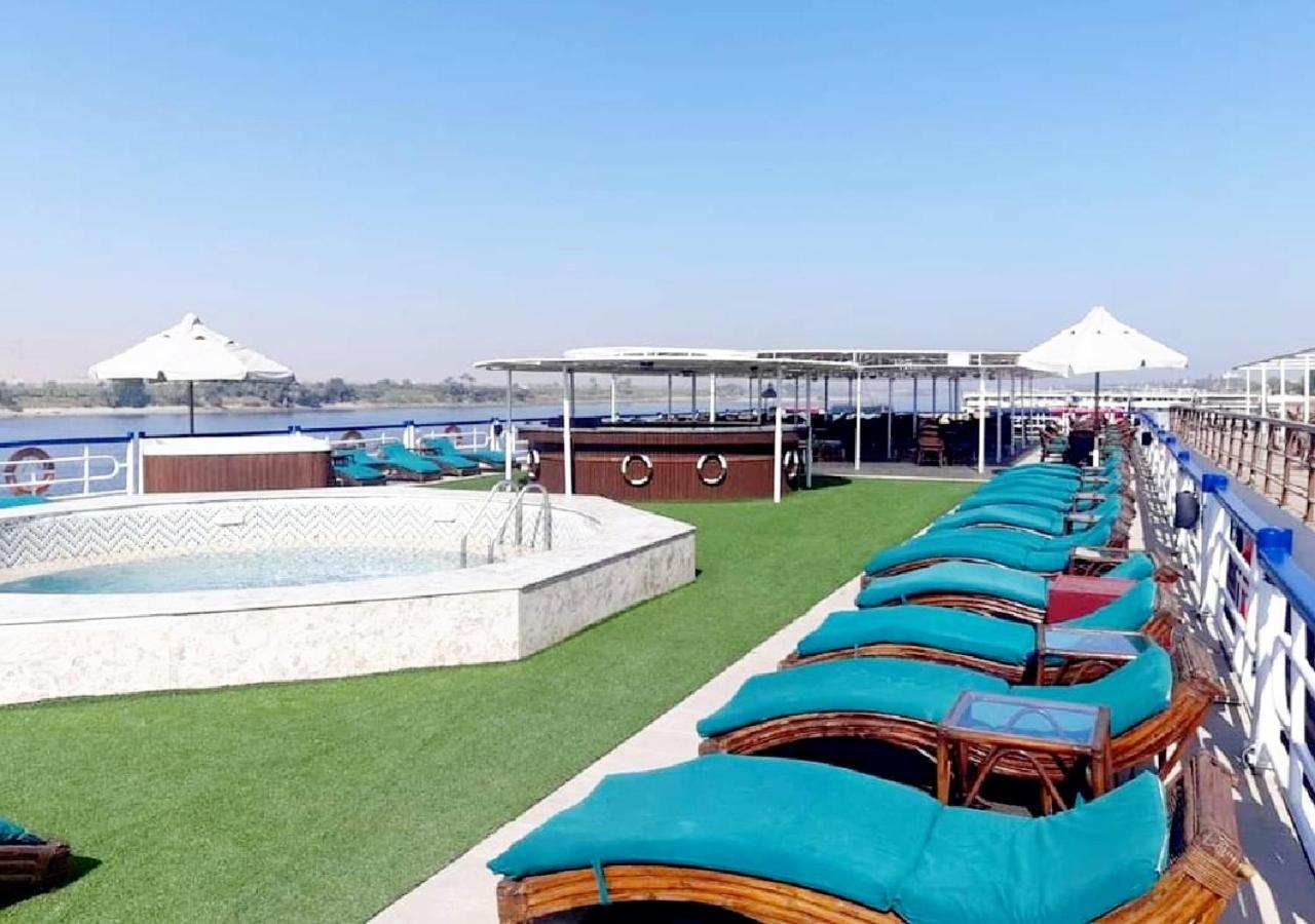 Nile Cruise Al Nabiltan Every Saturday From Luxor 4 Nights & Every Wednesday From Aswan 3 Nights Al Karnak Eksteriør bilde